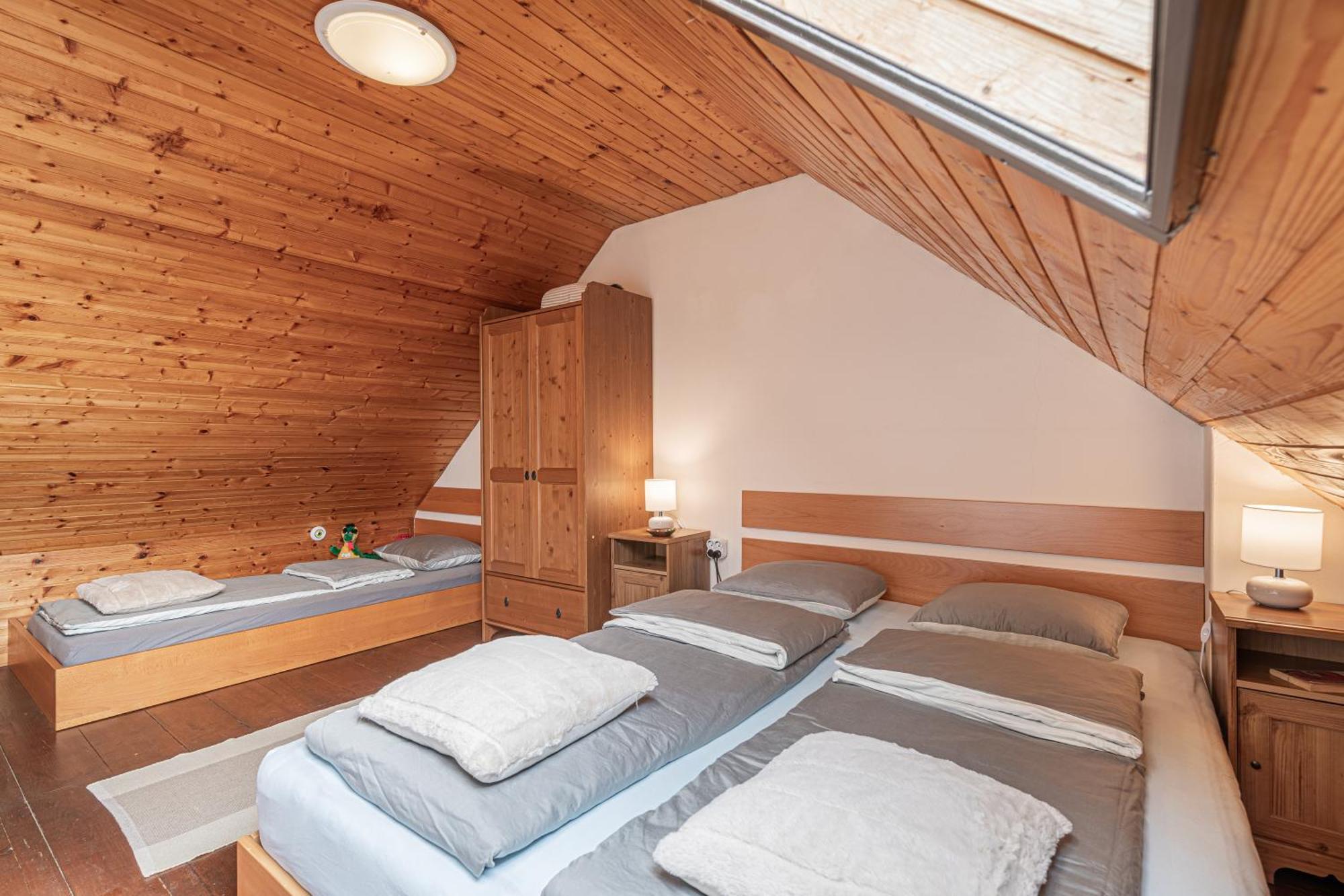 Holiday House Podhamer Marijan Лютомер Екстериор снимка